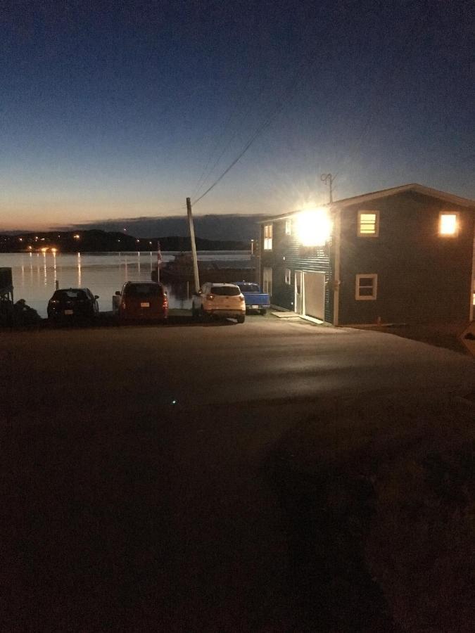 Toulinguet Inn - Suites Twillingate Exterior foto