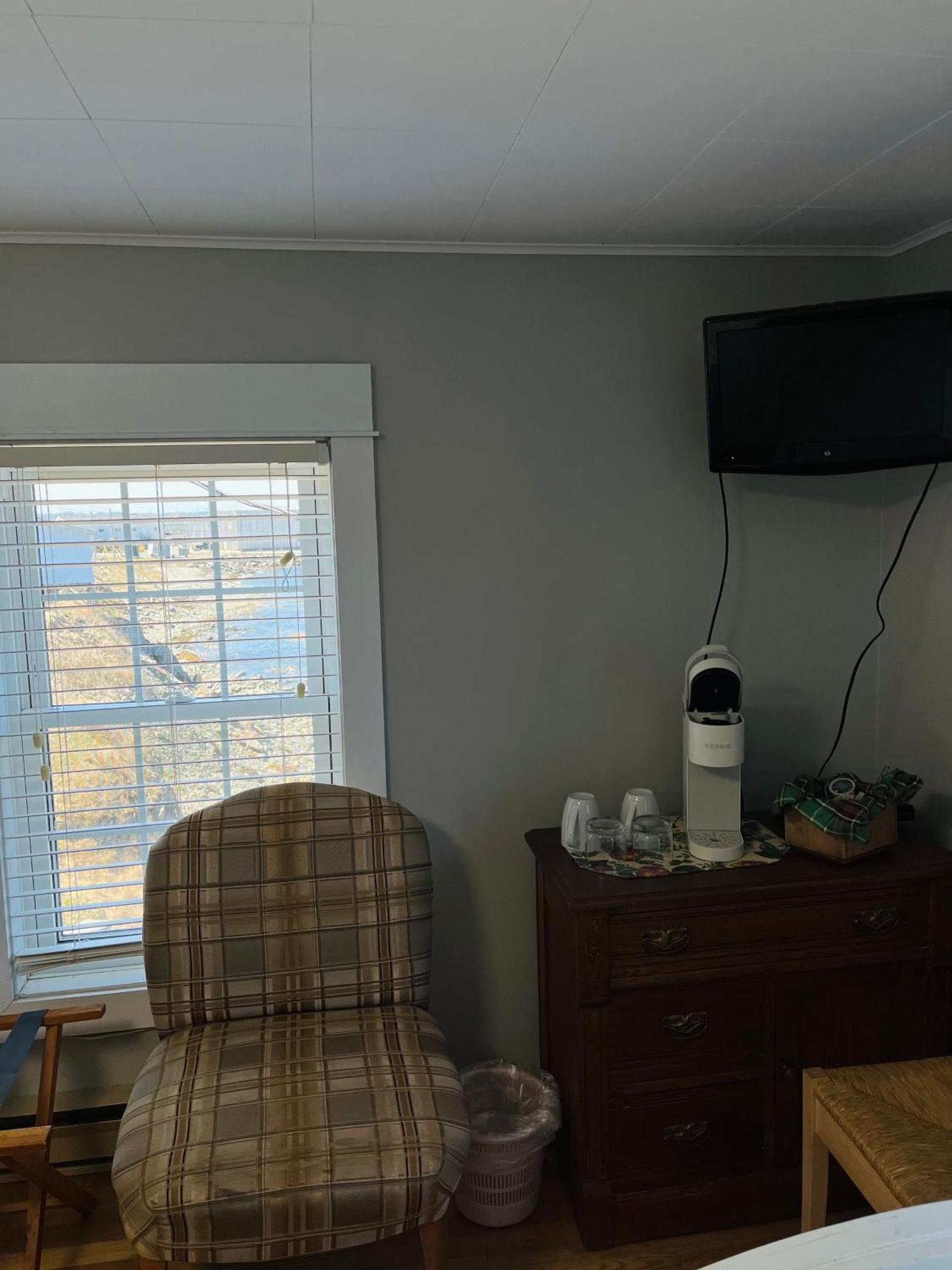 Toulinguet Inn - Suites Twillingate Exterior foto